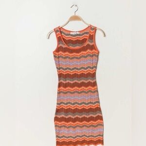 Chic Zigzag Knit Midi Dress in Orange and Brown